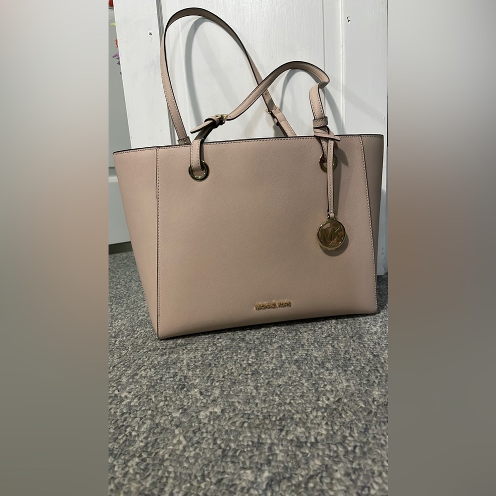 Michael Kors purse/tote
